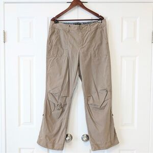 Eddie Bauer 67% Cotton Roll Up Floral Buttoned Women’s Khaki Hiking Beach Pants